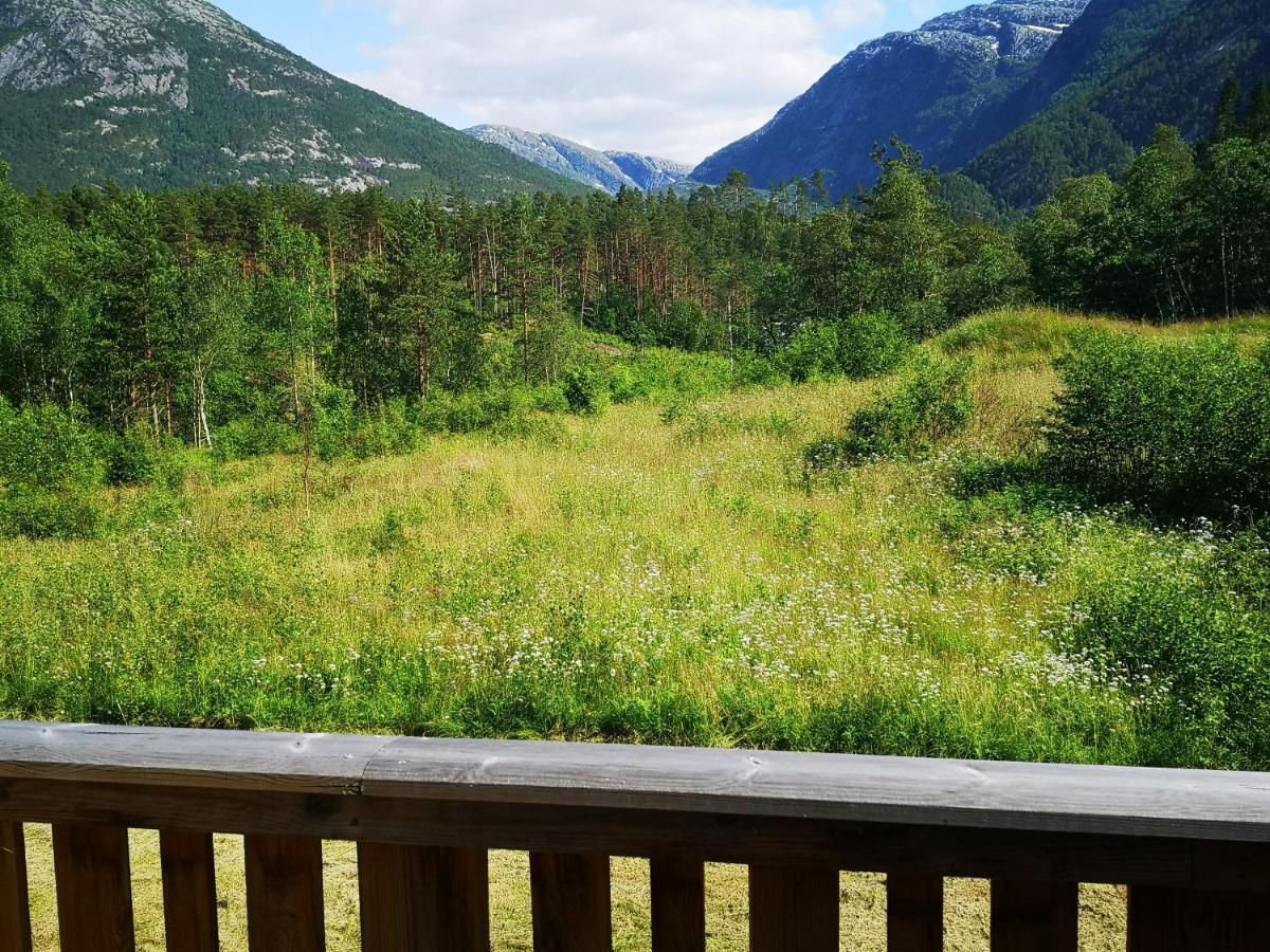 Kinsarvik Hostel Exterior photo